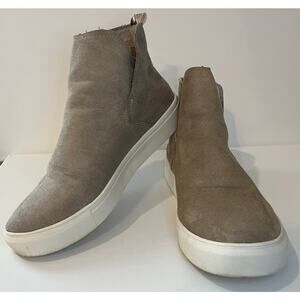 Very G Slip-On Flat Sneaker - Beige - Size 8.5